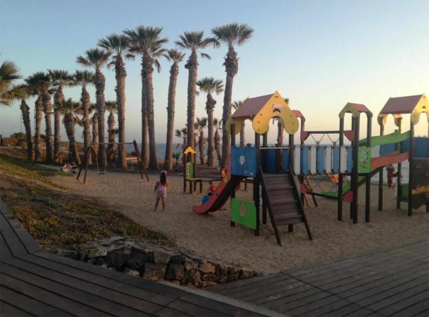 Alcala Seaside Apartment, Two Rooms, Private Parking Buitenkant foto