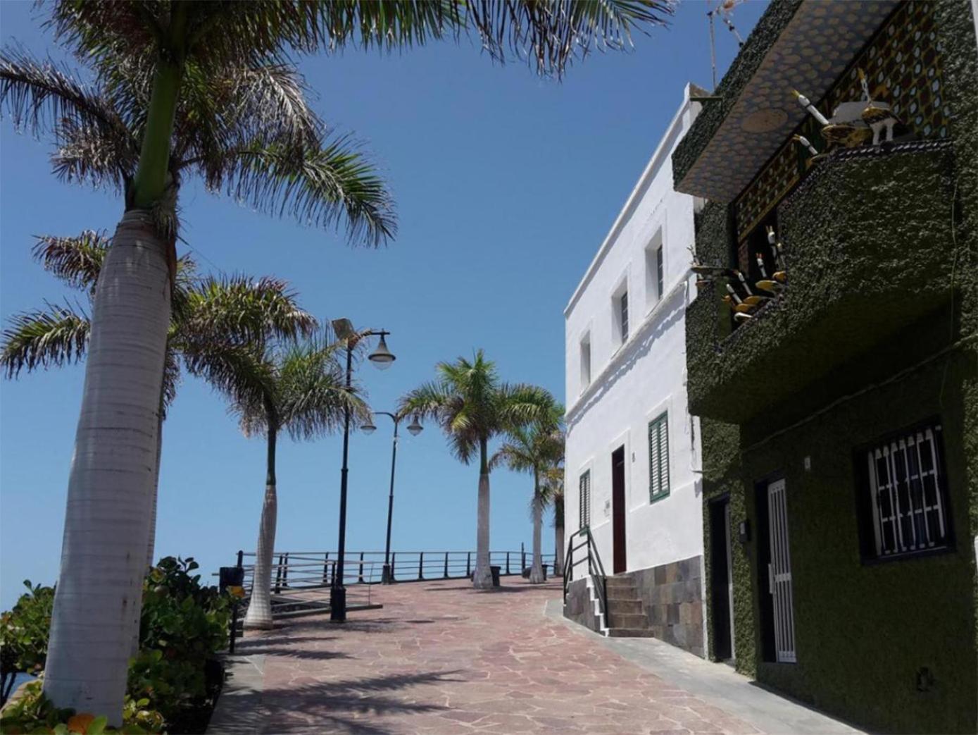 Alcala Seaside Apartment, Two Rooms, Private Parking Buitenkant foto