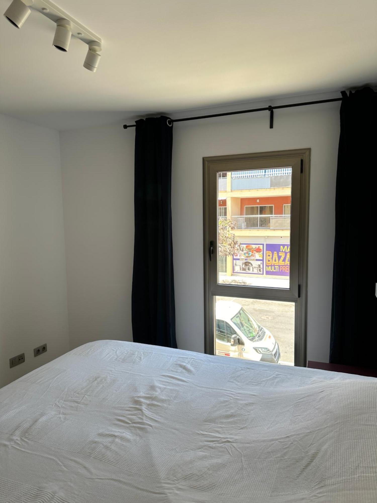 Alcala Seaside Apartment, Two Rooms, Private Parking Buitenkant foto