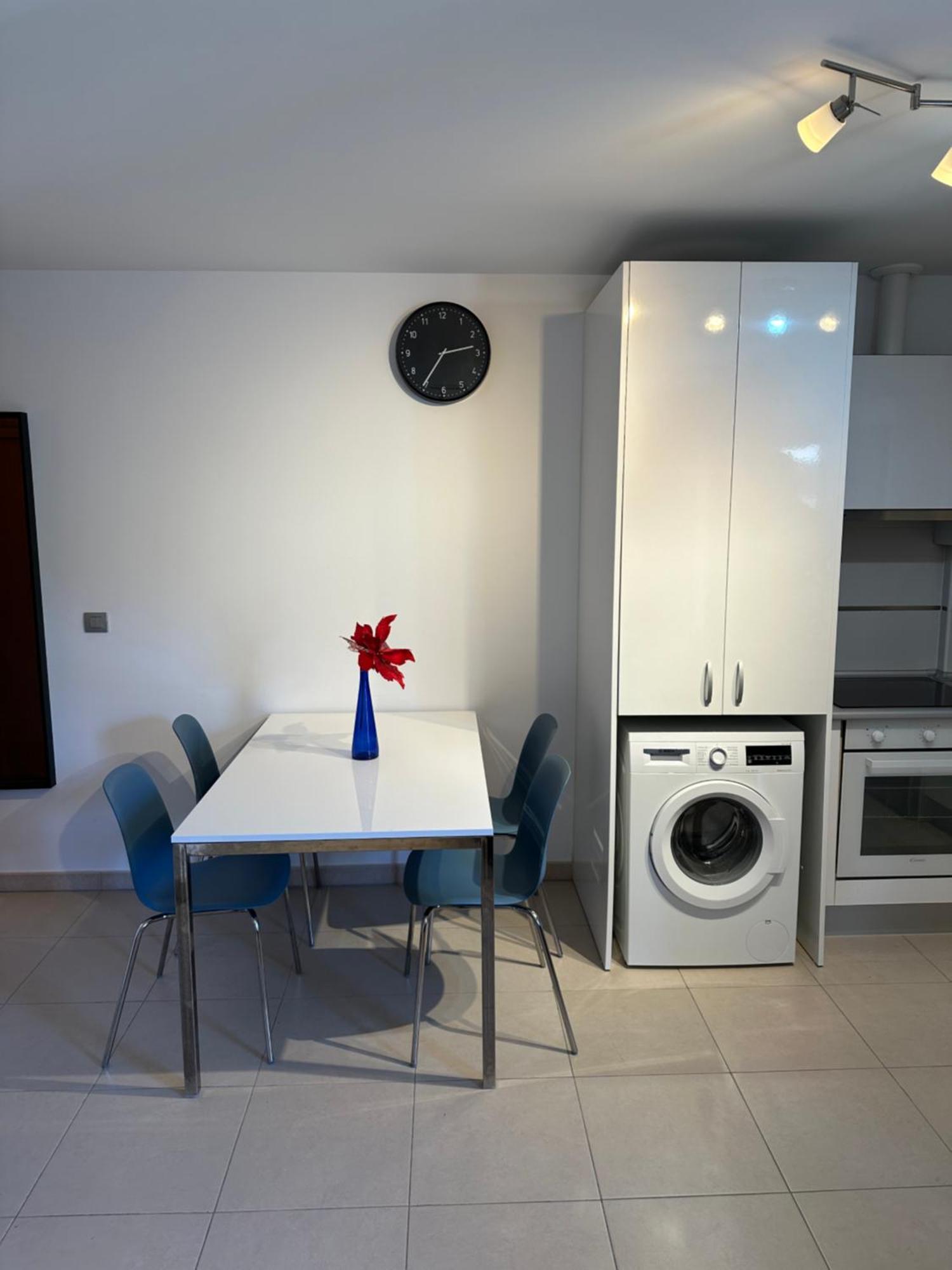 Alcala Seaside Apartment, Two Rooms, Private Parking Buitenkant foto