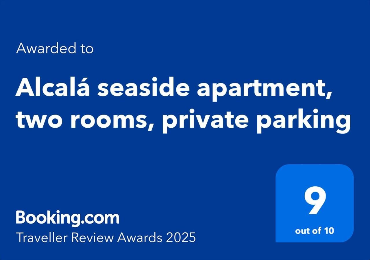 Alcala Seaside Apartment, Two Rooms, Private Parking Buitenkant foto